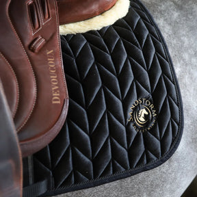 SandStorm Horse Velvet Saddle Pad in Black