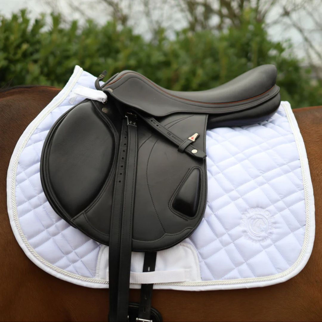 SandStorm Horse Satin Saddle Pad in White