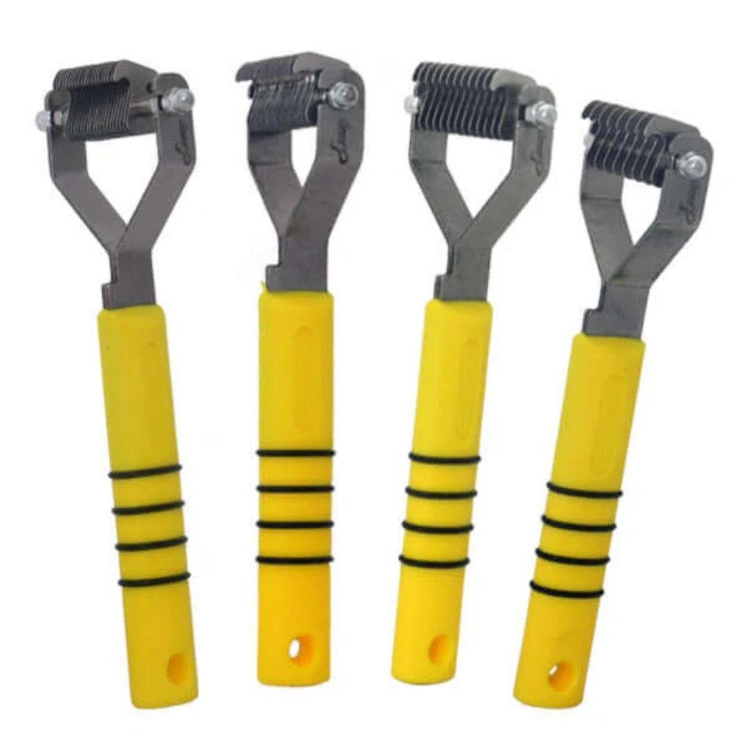 Smart Tails EasiGrip Yellow Handle Medium