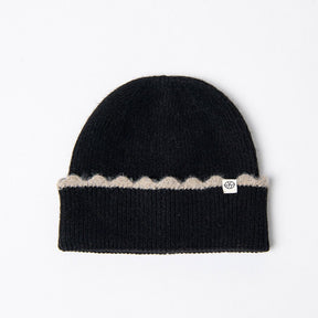 Surkana Gofe Beanie in Black with contrasting Scallop Detail in Beige