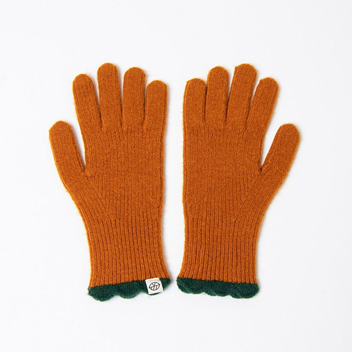 Surkana Gofe Gloves in Orange with contrasting Scallop Detail in Green