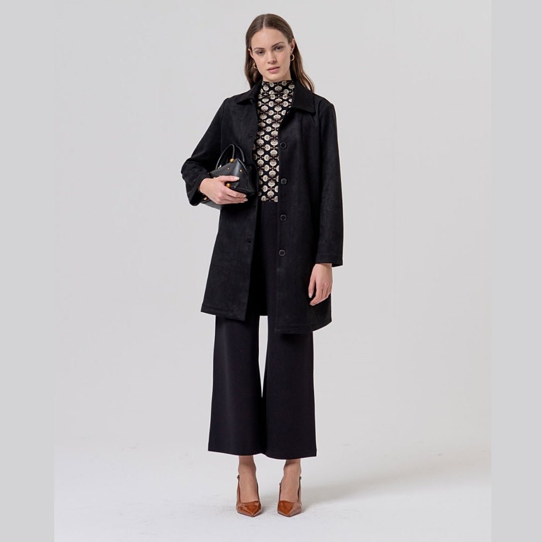 Surkana Turtleneck T-shirt in Black