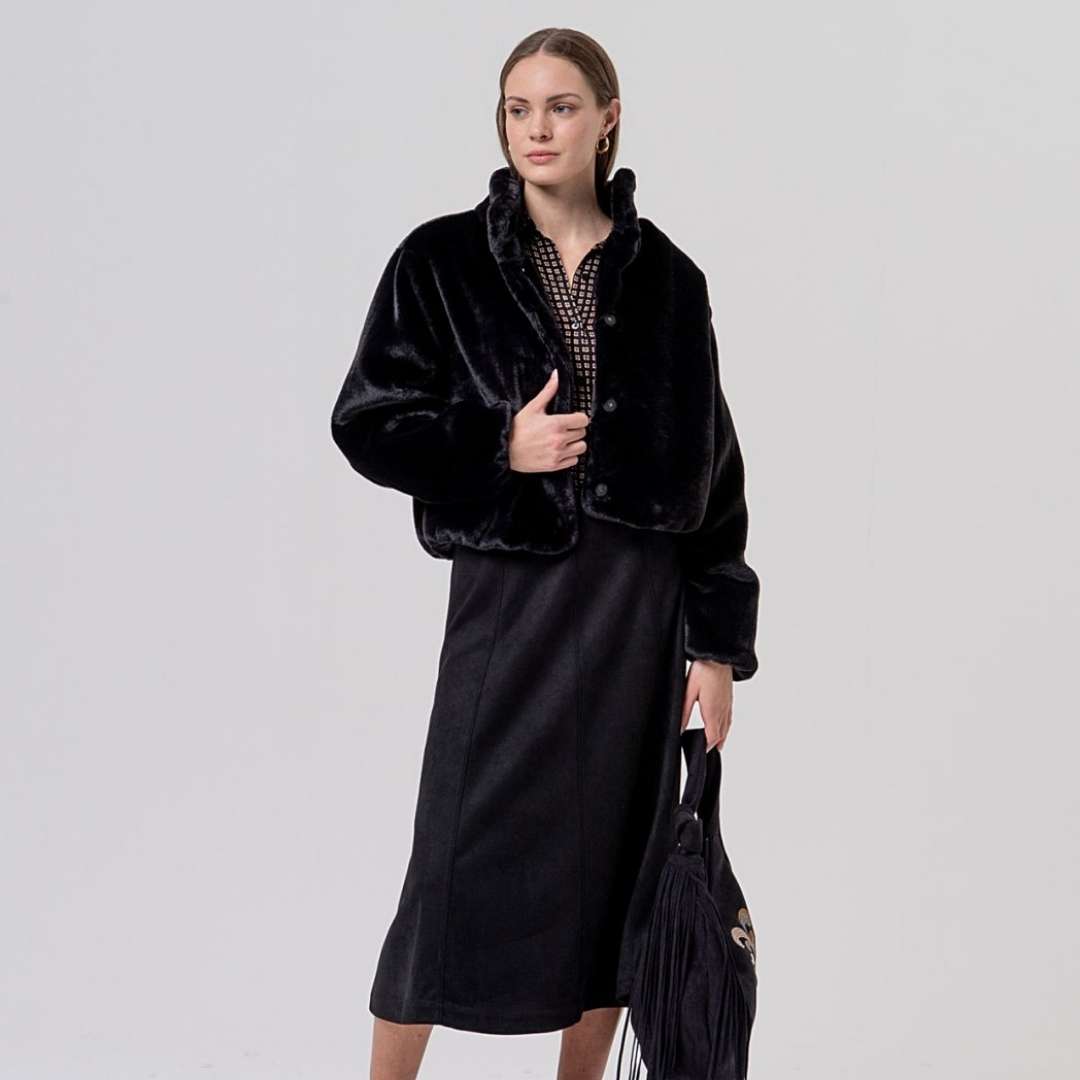 Surkana Wide Etilo Shirt in Black