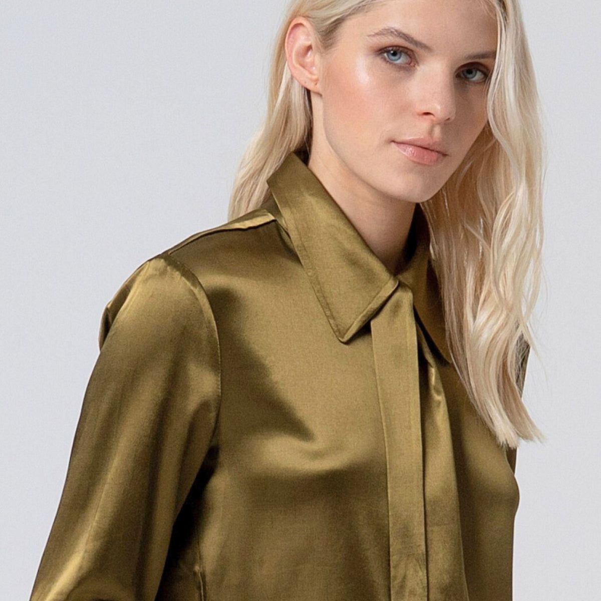 Surkana Women's Irpo Neck Tie Shirt in Khaki