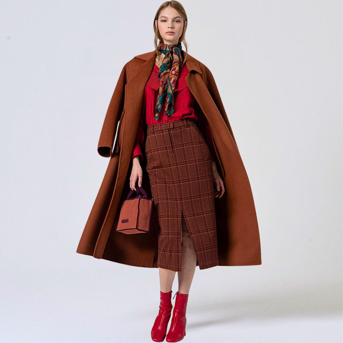 Surkana Women's Lina Handmade Wool Coat in Toffee