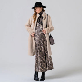 Surkana Women's Nipe Faux Fur Coat in Ecru