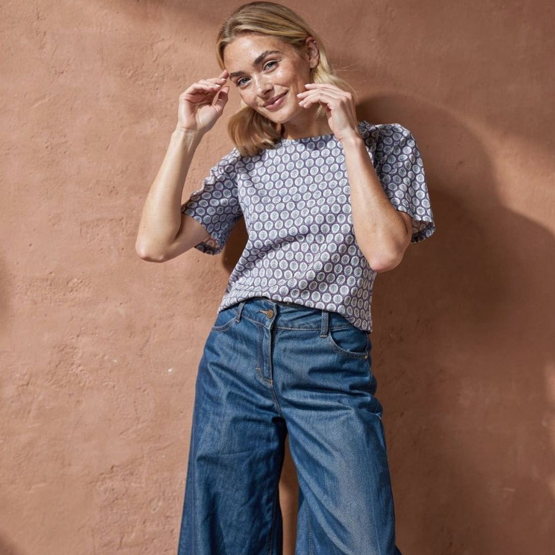 Surkana Women's Boat Neck T-Shirt in Blue