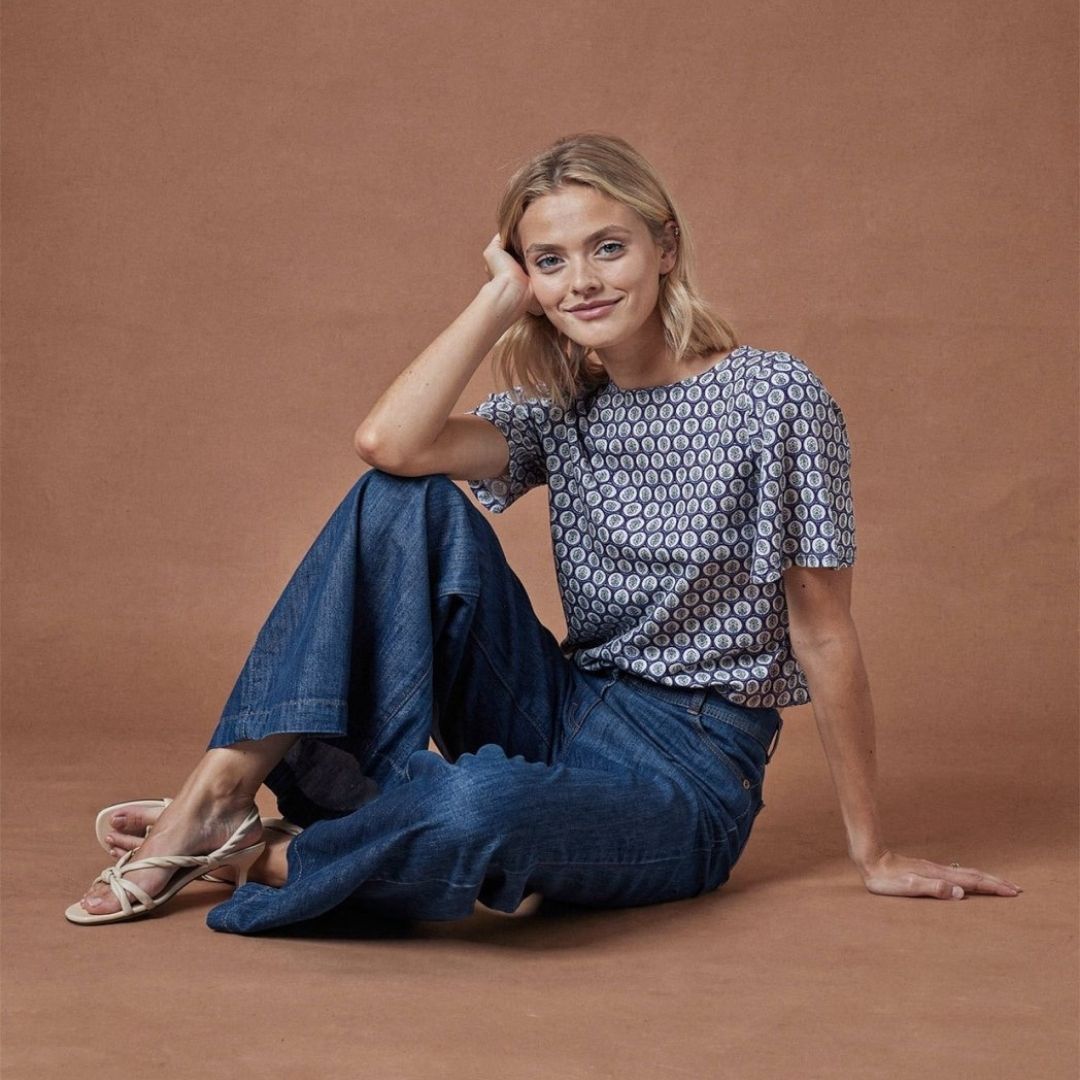 Surkana Women's Boat Neck T-Shirt in Blue