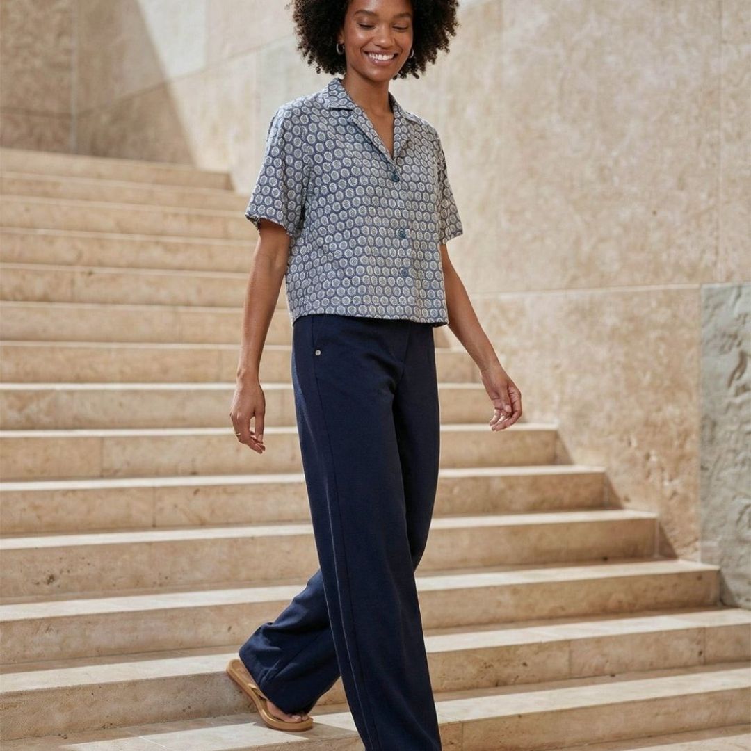 Surkana Women's Pocketed Pants in Navy Blue