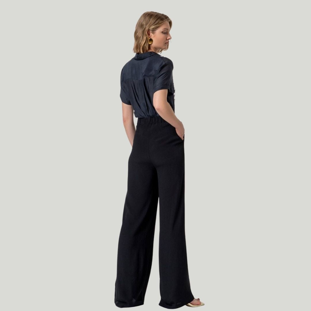Surkana Women's Straight Leg Pants with Pockets in Black