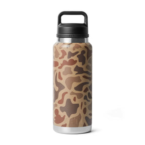 YETI Rambler 36 Oz Bottle in Wetlands Camo (1065 ml) with Chug Cap