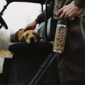 YETI Rambler 36 Oz Bottle in Wetlands Camo (1065 ml) with Chug Cap