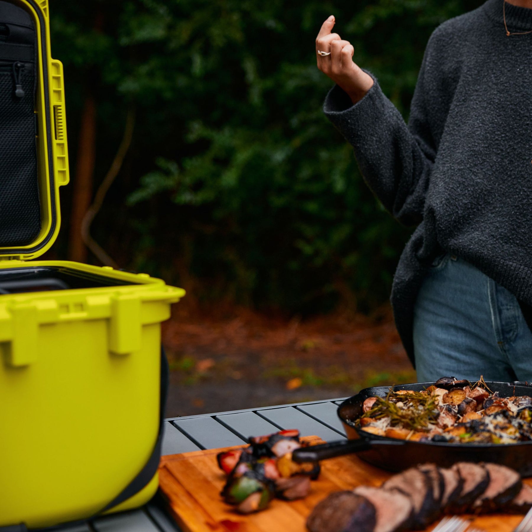 YETI Roadie 24 Cool Box in Firefly Yellow
