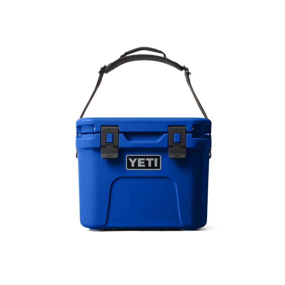 YETI Roadie 15 Cool Box in Royal Blue