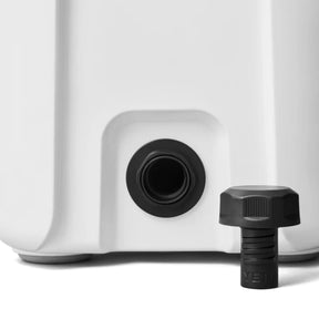 YETI Roadie 15 Cool Box in White/Blue