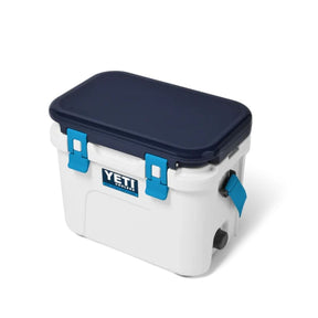 YETI Roadie 15 Cool Box in White/Blue