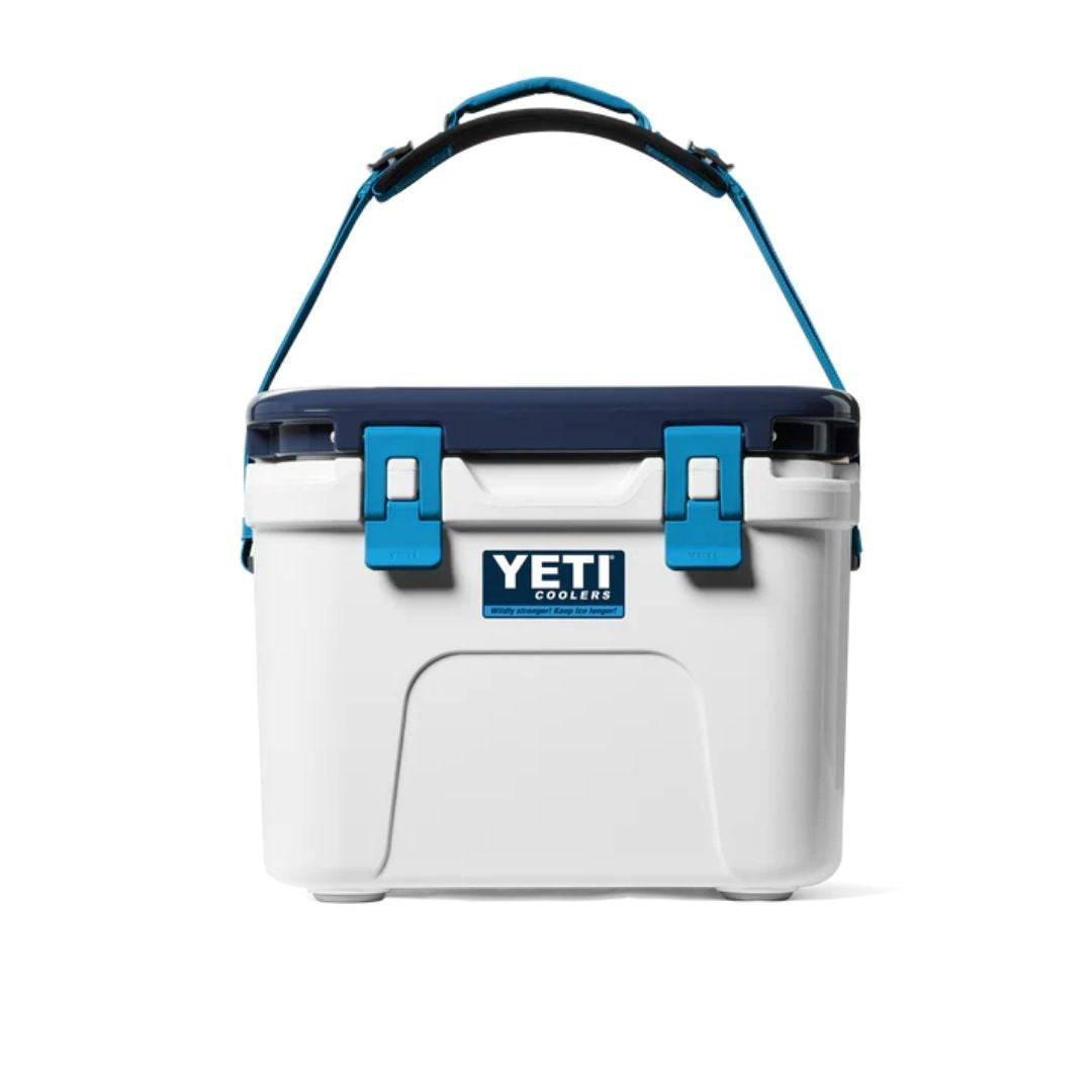 YETI Roadie 15 Cool Box in White/Blue