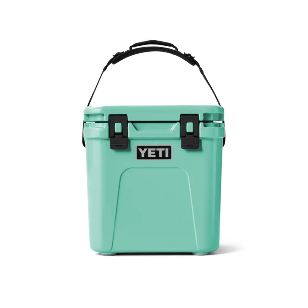 YETI Roadie 24 Cool Box in Seafoam