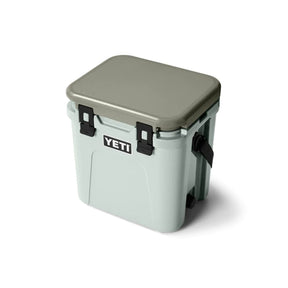 YETI Roadie 24 Cool Box in Ridgeline