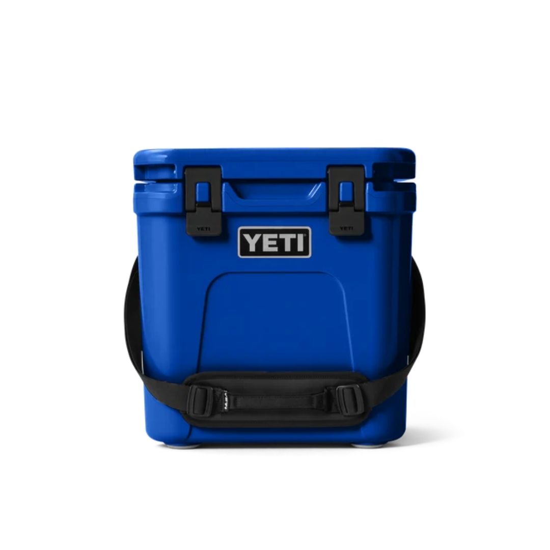 YETI Roadie 24 Cool Box in Royal Blue