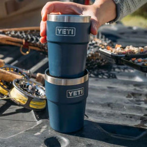 Yeti Rambler 16 Oz Stackable Cup in Navy (475 ml)