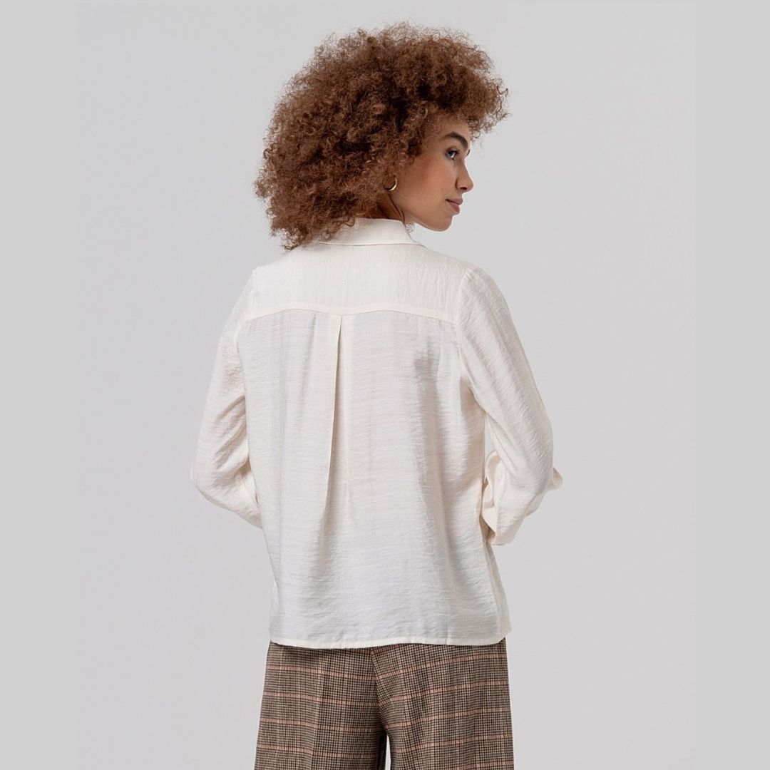 Surkana Shirt with Shoulder Gathers in Ecru