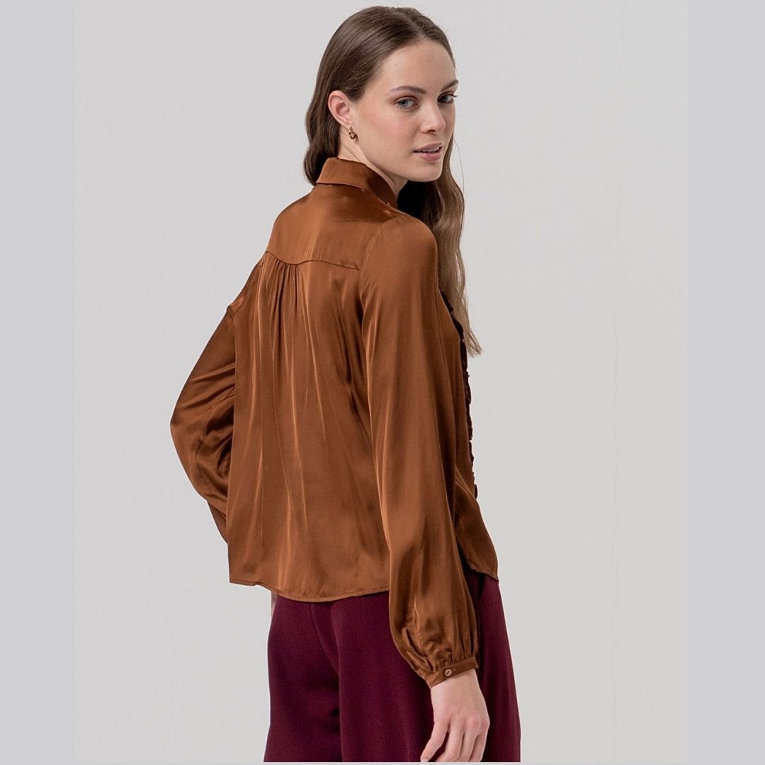 Surkana Shirt With Drawstrings in Brown