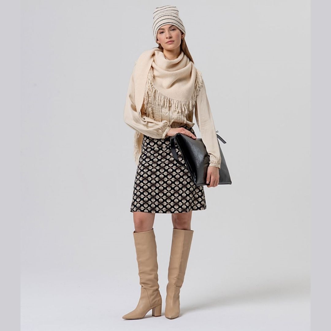 Surkana Shirt With Drawstrings in Beige