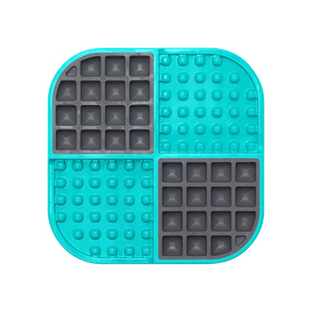 LickiMat Slomo Pet Feeding Mat in Turquoise4