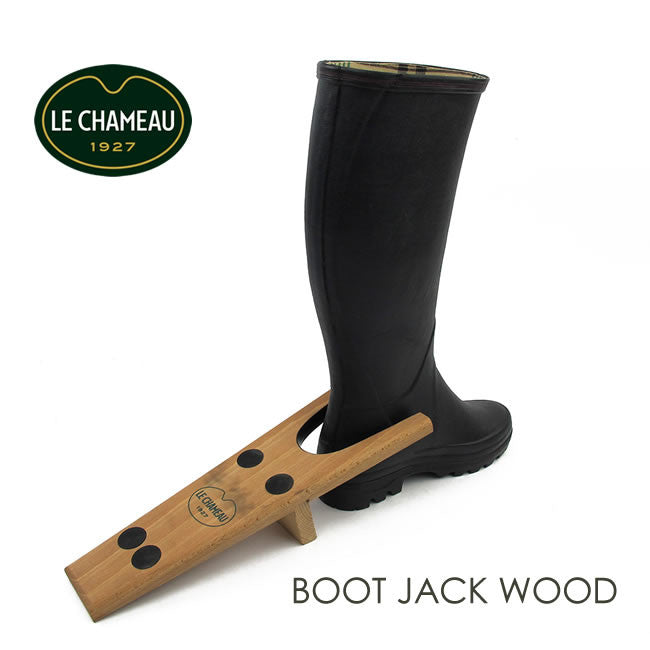 Le Chameau Wooden Boot Jack - RedMillsStore.ie