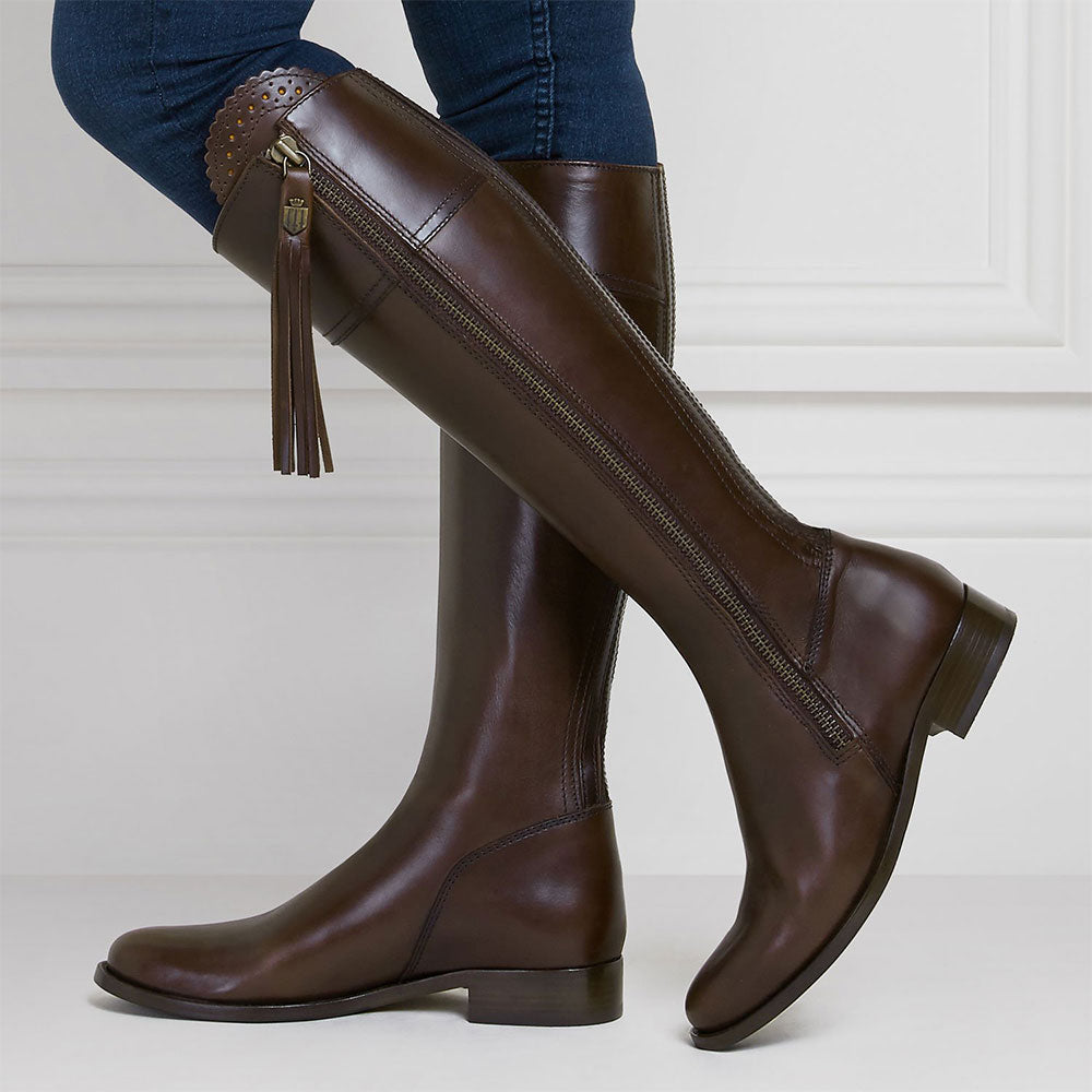 Fairfax & Favor Regina Leather Boot in Mahogany