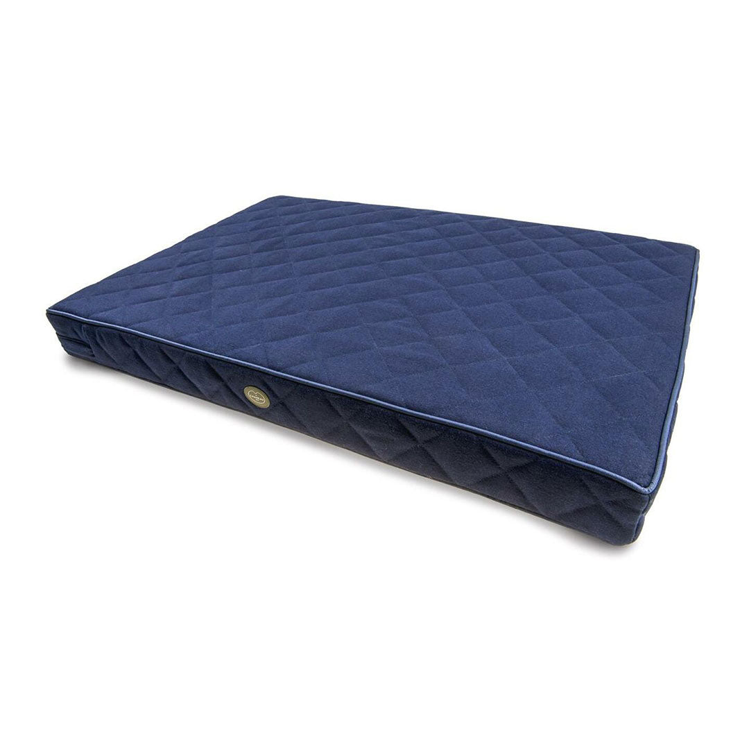 Le Chameau Cushion Dog Bed in Bleu Foncé