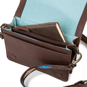 Pampeano Estilo Leather Crossbody Bag in Brown