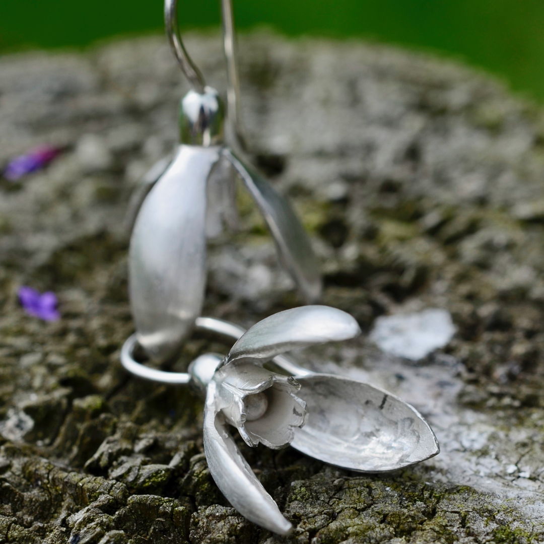 Friederike Grace Snowdrop silver earrings - RedMillsStore.ie