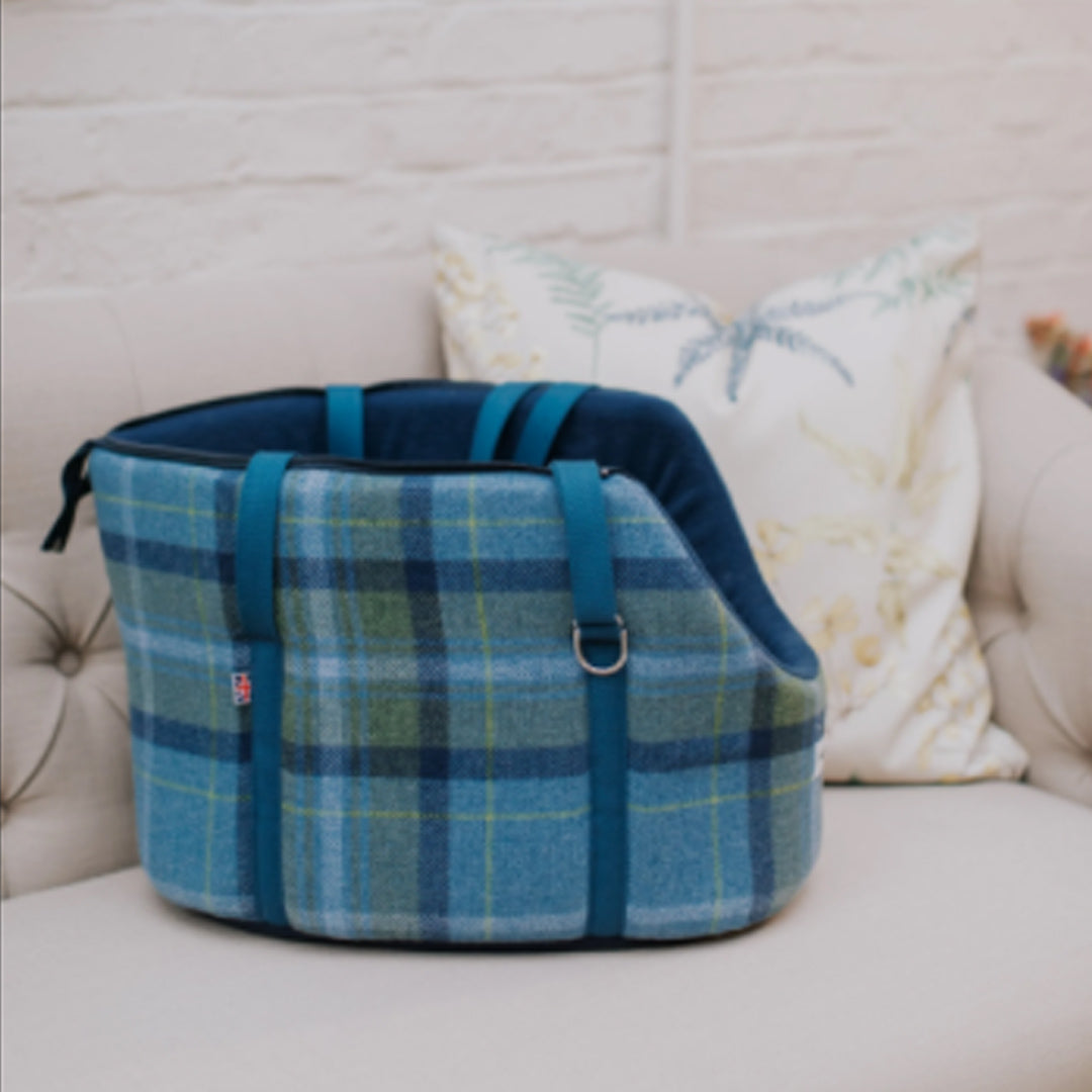 Teddy Maximus Cotswold Dog Carrier in Blue Plaid