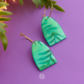 Naoi Palm Pendants Earring in Green (3)
