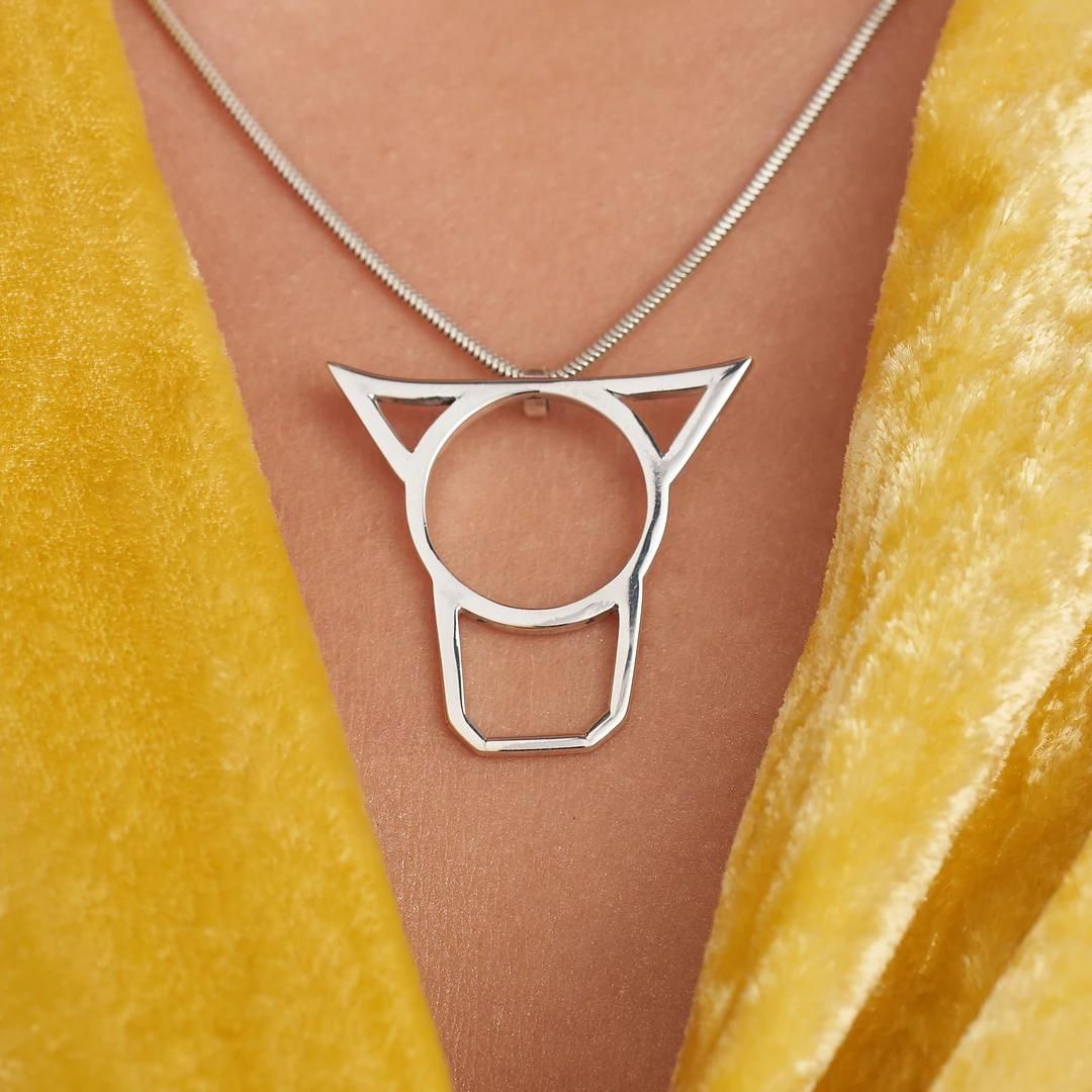 Vanessa Ree Cow's Head Pendant in Silver