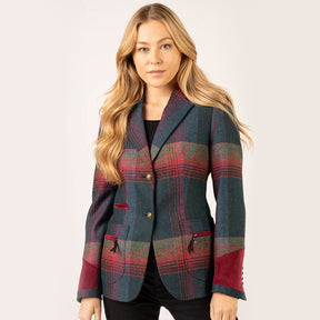 WG Women's Grantham Wool Jacket in Plum