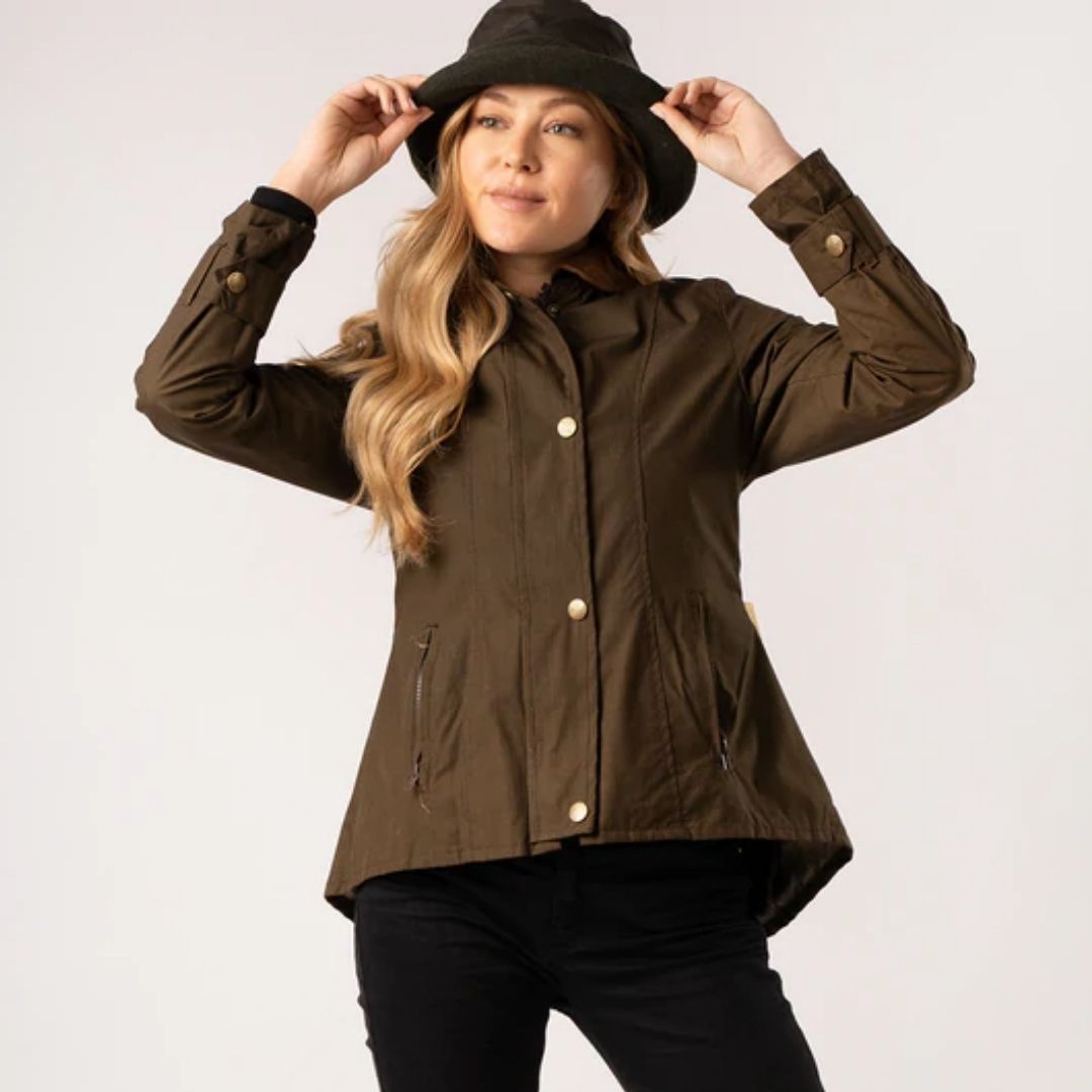 WG Women's Cambridge Dry Wax Jacket in Khaki