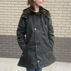 WG Women's Louise Huntsman Dry Wax Coat in Dark Green